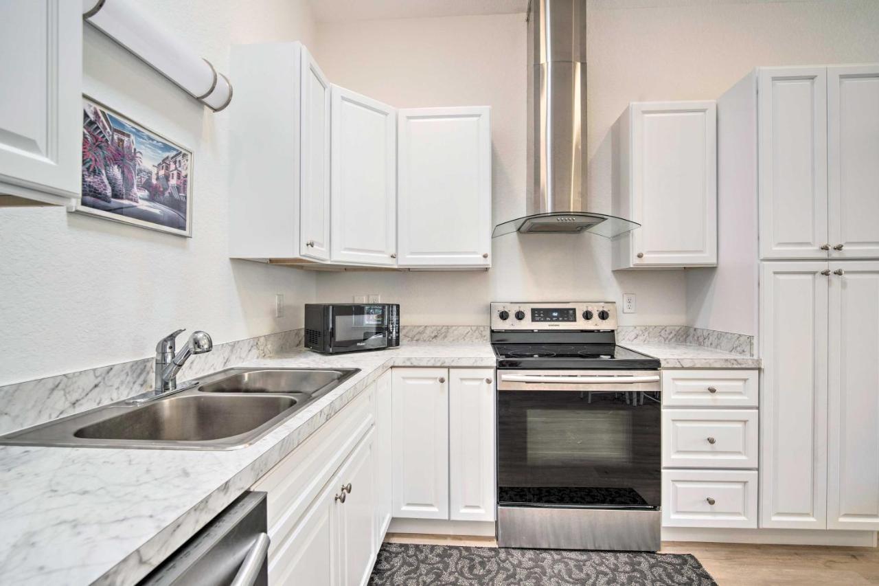 Sleek Tavares Condo 3 Miles To Downtown المظهر الخارجي الصورة
